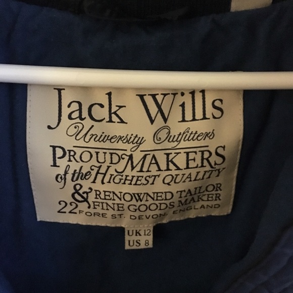 Jack Wills vest - Picture 3 of 3
